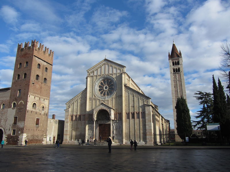 Soubor:San Zeno-ext.JPG