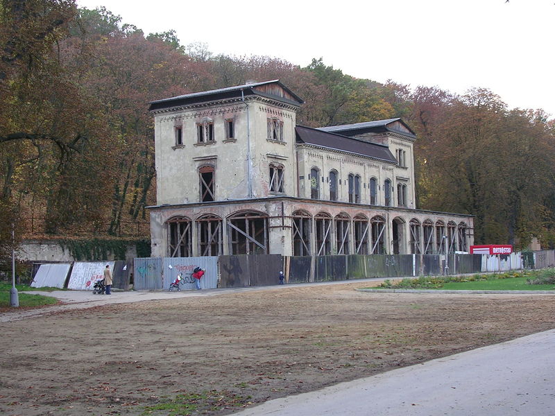 Soubor:Šlechtova restaurace.jpg