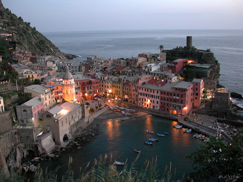 Soubor:Vernazza al tramonto.JPG