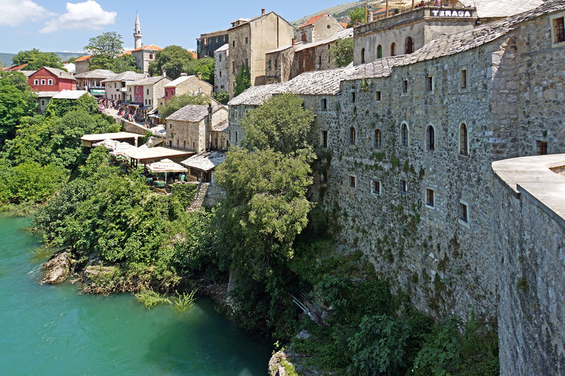 Soubor:Bosnia and Herzegovina-02217-Old Buildings-DJFlickr.jpg