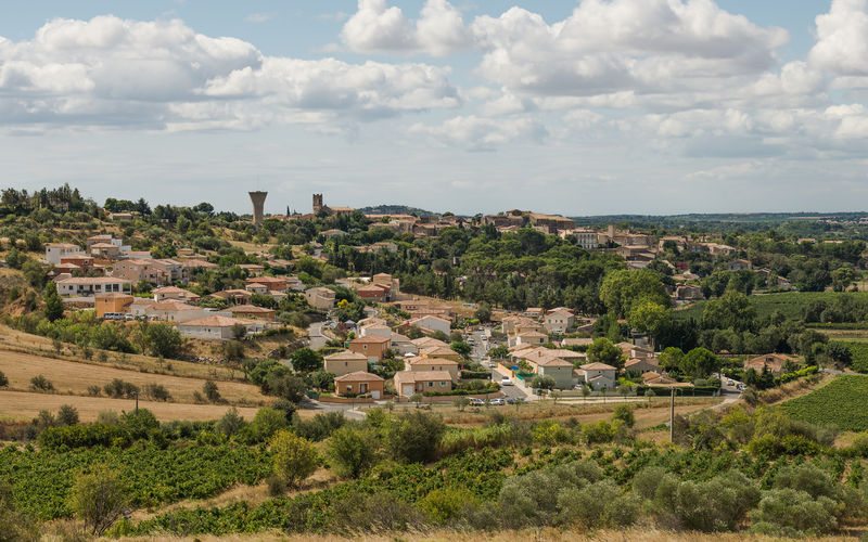 Soubor:Castelnau-de-Guers, Hérault 06.jpg