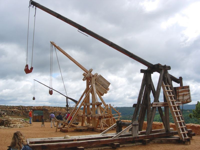 Soubor:Trebuchet Castelnaud.jpg