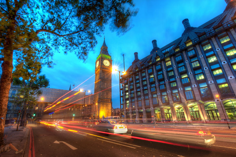 Soubor:Big Ben at Dusk.jpg