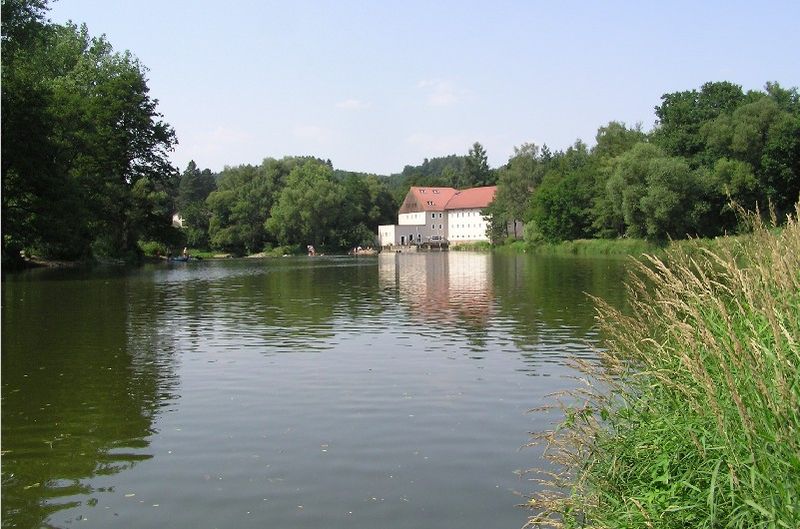 Soubor:Sázava river.jpg