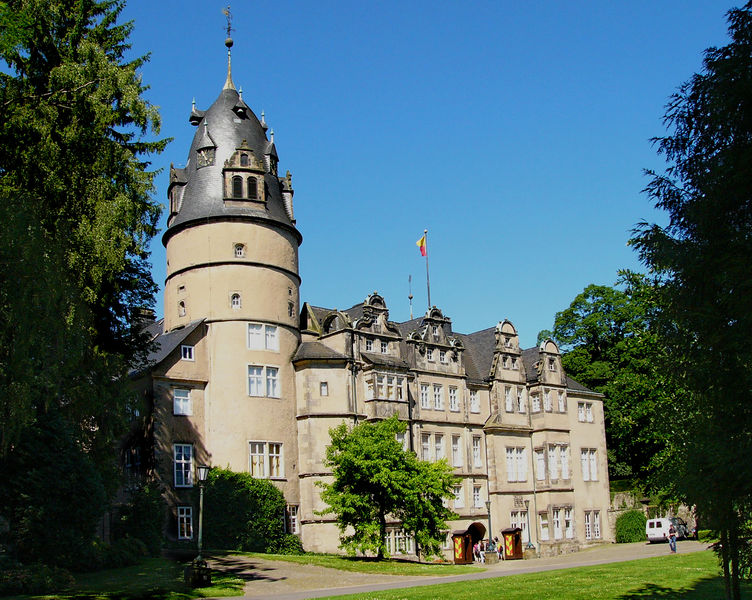 Soubor:Detmold Schloss01.jpg