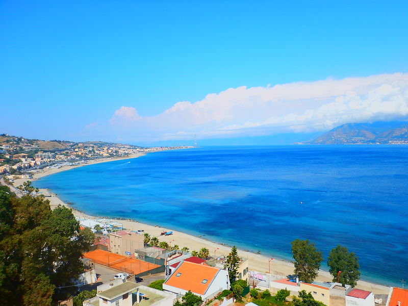 Soubor:Beaches,Messina.JPG