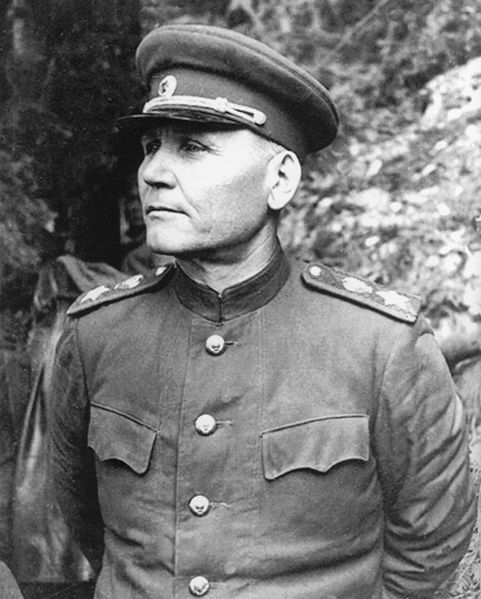 Soubor:Ivan Konev 1945.jpg