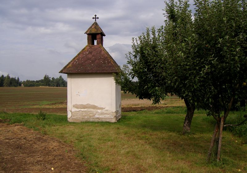 Soubor:Kamenna klementice chapel.jpg