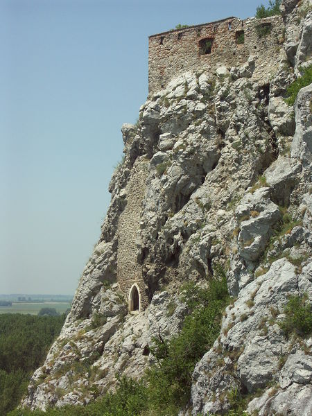 Soubor:Slovakia-Devin castle7.JPG