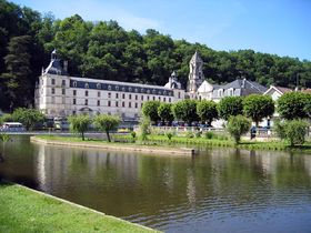 Abbaye brantome.jpg