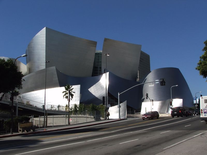 Soubor:WaltDisneyConcertHall.jpg