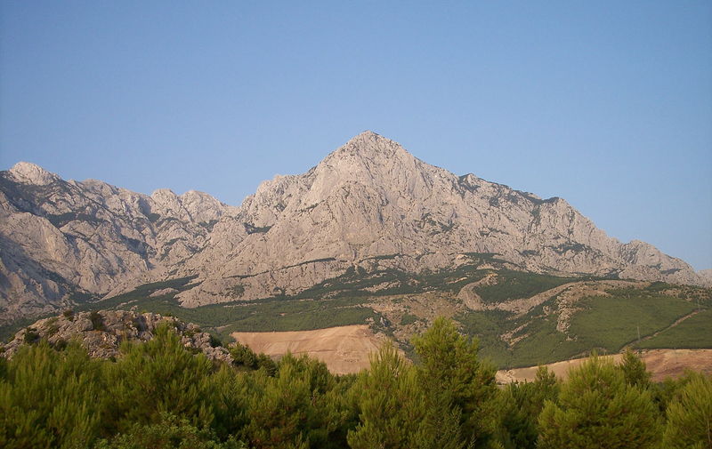 Soubor:Baska Voda-mountain.jpg