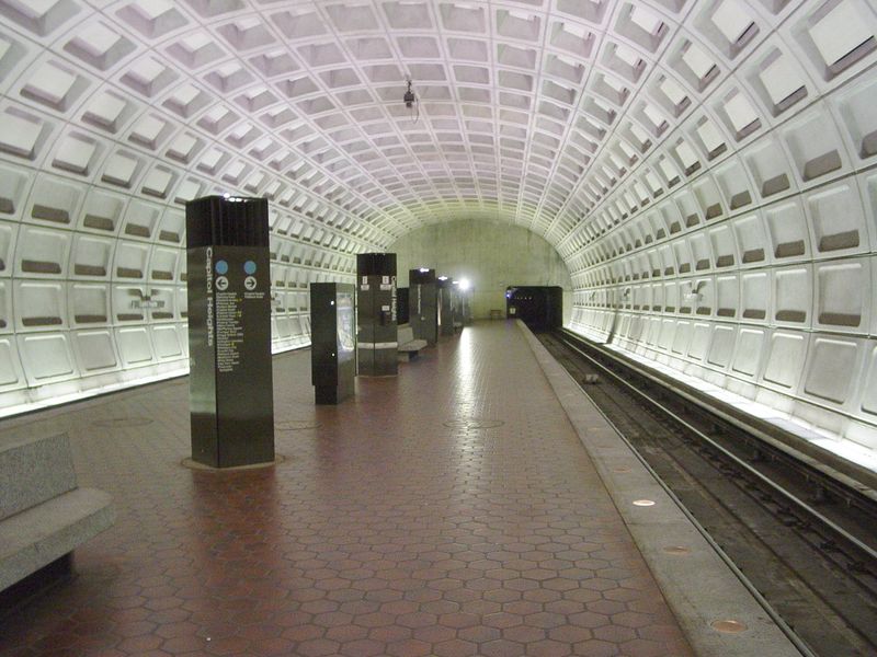 Soubor:Capitol Heights Station.jpg