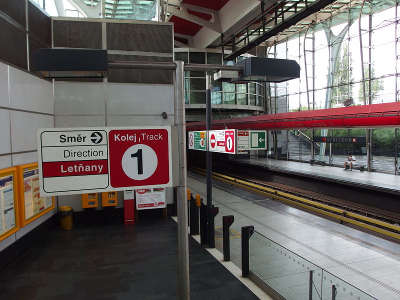 Soubor:Strizkov metro station 2023Z09.JPG