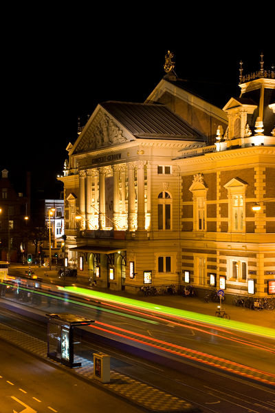 Soubor:ConcertgebouwMuseumpleinAmsterdam.jpg