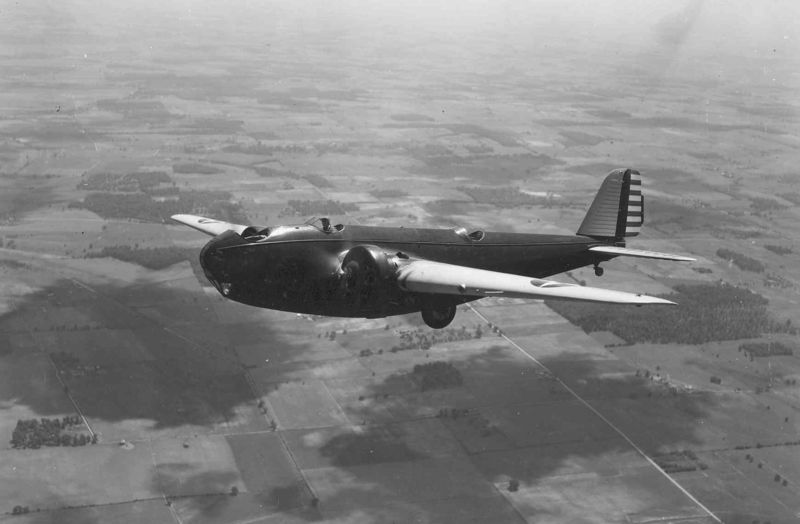 Soubor:Martin XB-907 in flight.jpg