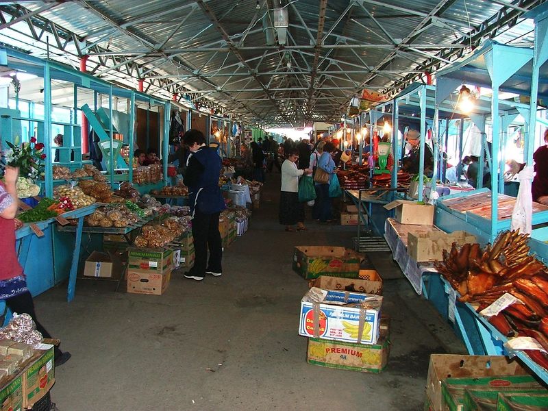 Soubor:PetropavlovskMarket.jpg