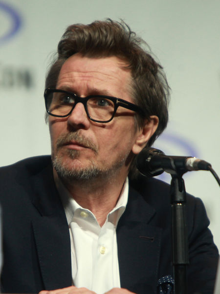 Soubor:Gary Oldman (13925515511) (cropped).jpg