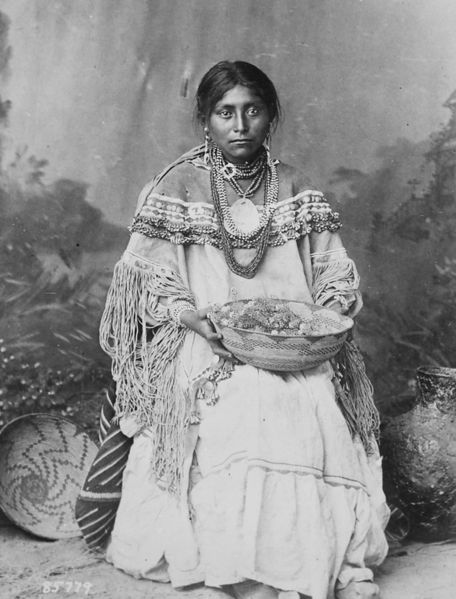 Soubor:Apache bride.jpg