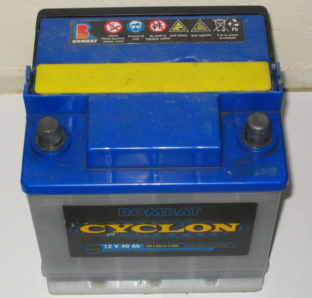 Soubor:Photo-CarBattery.jpg