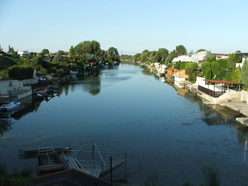 Soubor:Donauodercanal01.JPG