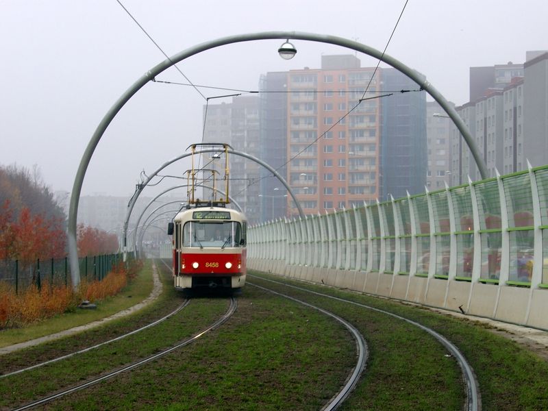 Soubor:Barrandov tramline.jpg