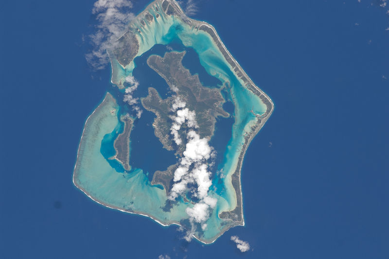 Soubor:Bora Bora-E-11915.jpg