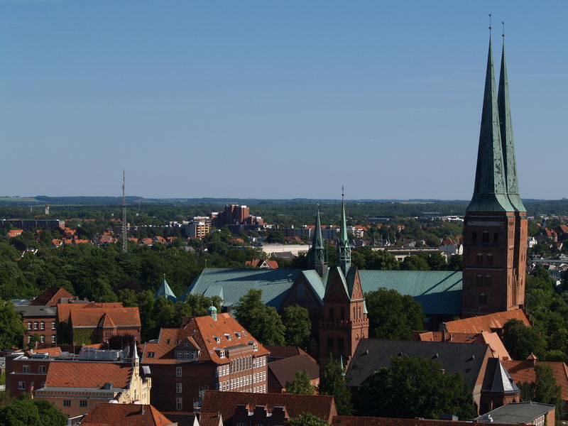 Soubor:Germany Luebeck overview south.jpg