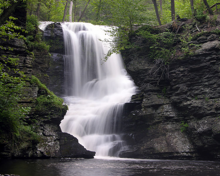 Soubor:Fulmer Falls Closeup 3000px.jpg