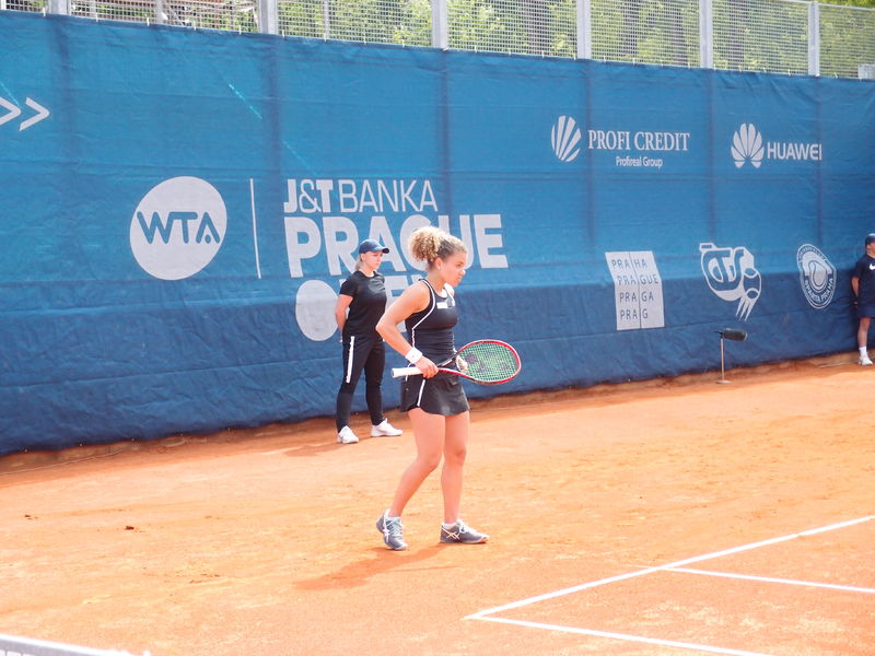 Soubor:WTA Prague Open 2018-060.JPG