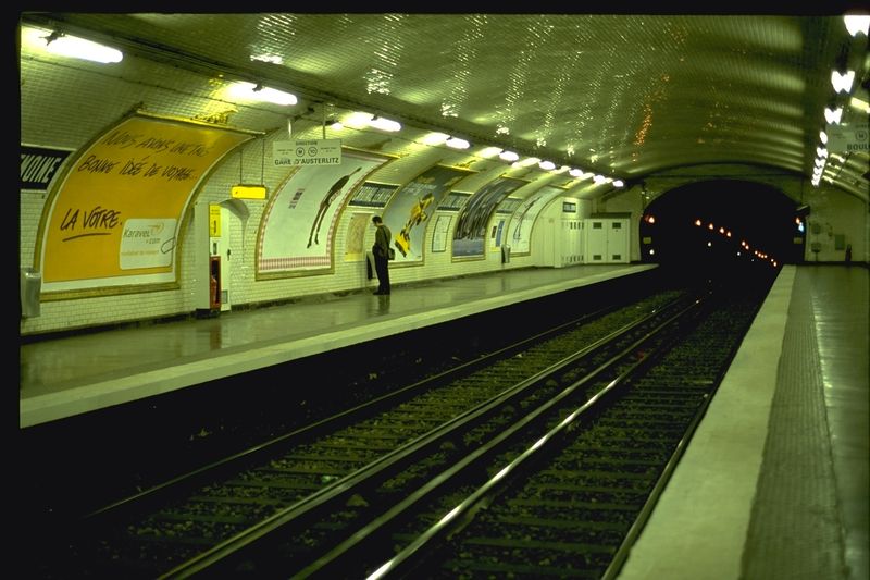 Soubor:Cardinal Lemoine metro station.jpg